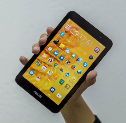 ASUS_MeMO_Pad_7_ME176C-11