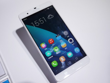 Huawei-Honor-6-Plus_02