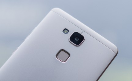 Huawei_Mate-7-4