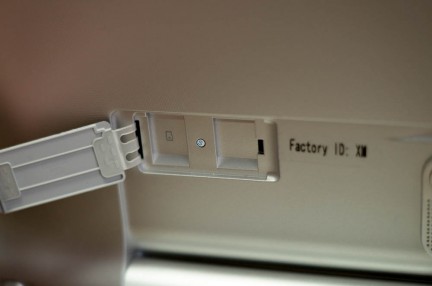 LenovoYOGAtablet-16