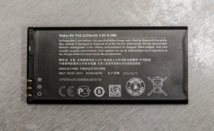 Nokia_Lumia_730-17