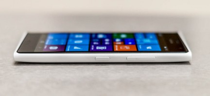 Nokia_Lumia_730-9