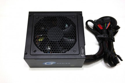 Seasonic_G750_2