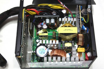 Seasonic_G750_9