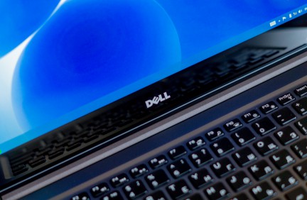 Dell_Inspiron_7548-23