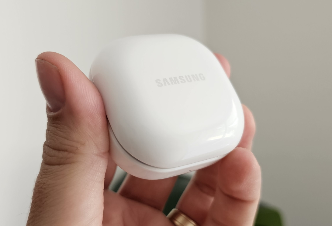 Samsung Galaxy Buds FE Auriculares True Wireless Stereo (TWS) Dentro de  oído Llamadas/Música Bluetooth Grafito