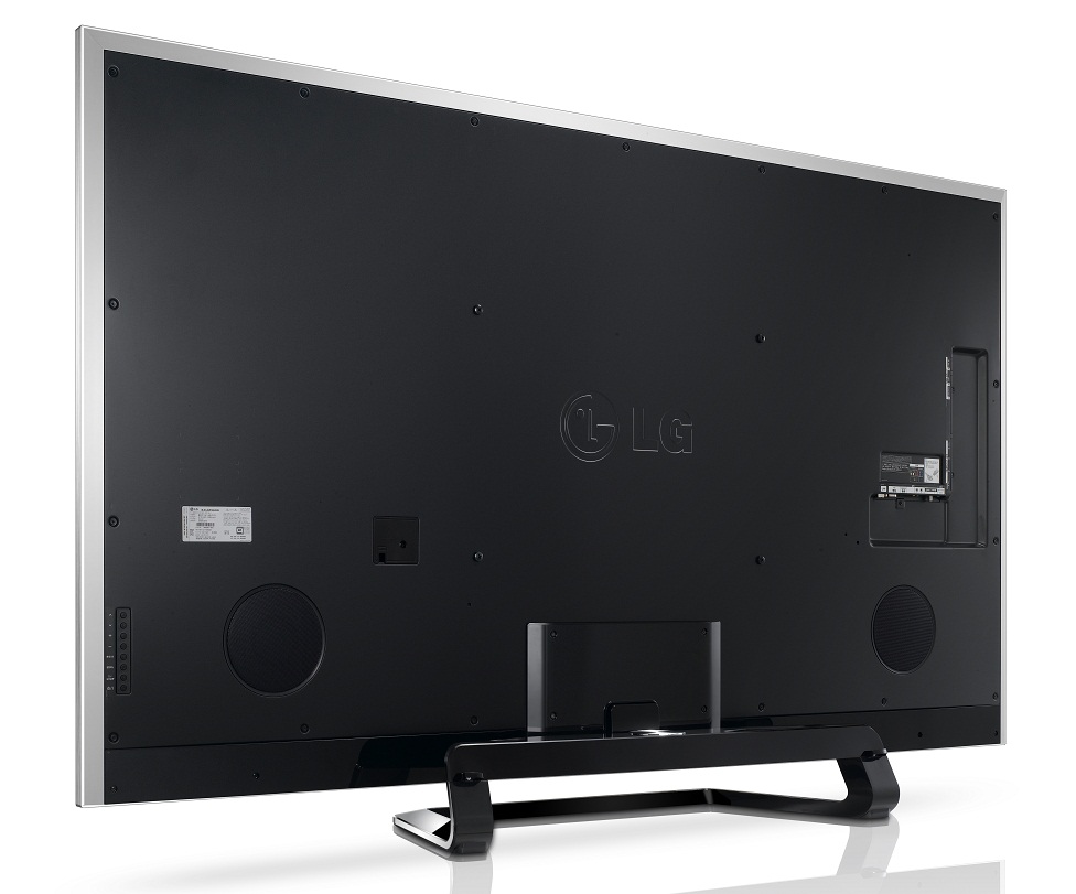 LG Electronics и COMFY начинают официальные продажи 84-дюймового CINEMA 3D Ultra HD телевизора в Украине