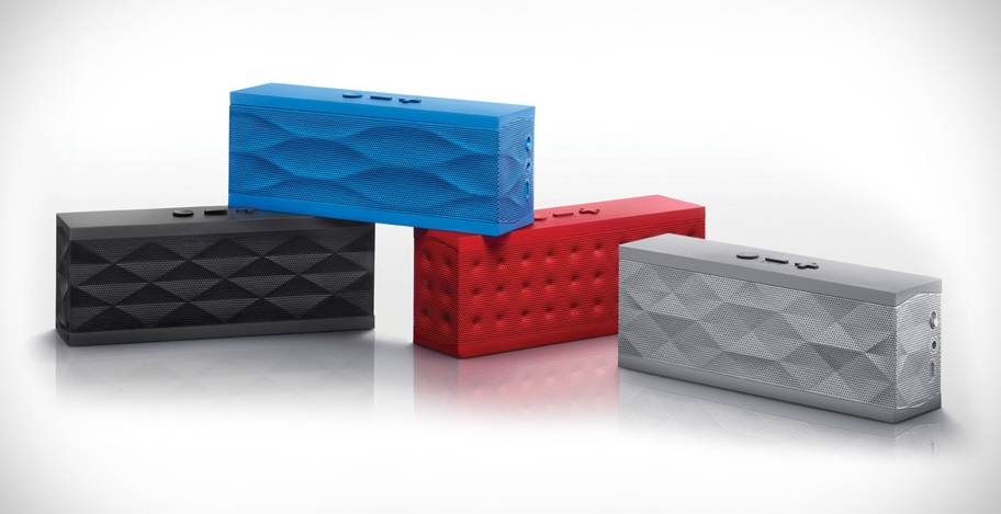 [Видео] Портативная колонка Jawbone Jambox — распаковка и первый взгляд