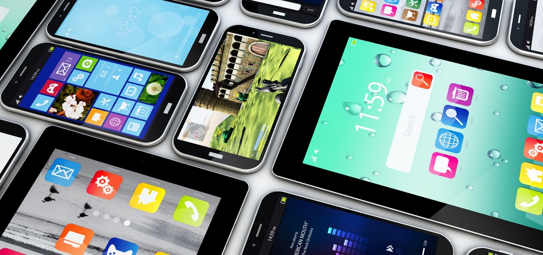 Где собирают телефоны. Одинаковые смартфоны. Мобильные операционные системы. Galaxy японский 2023. Самсунг с искусственным интеллектом цена.