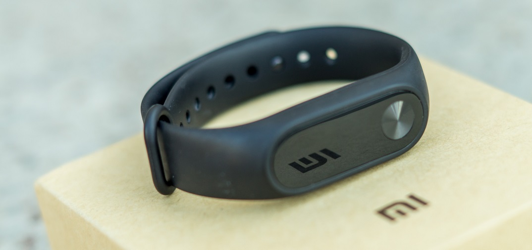 Обзор Xiaomi Mi Band 2