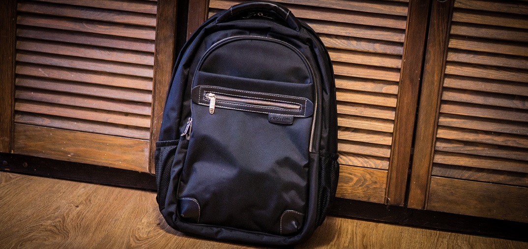 RIVACASE 8360 black
