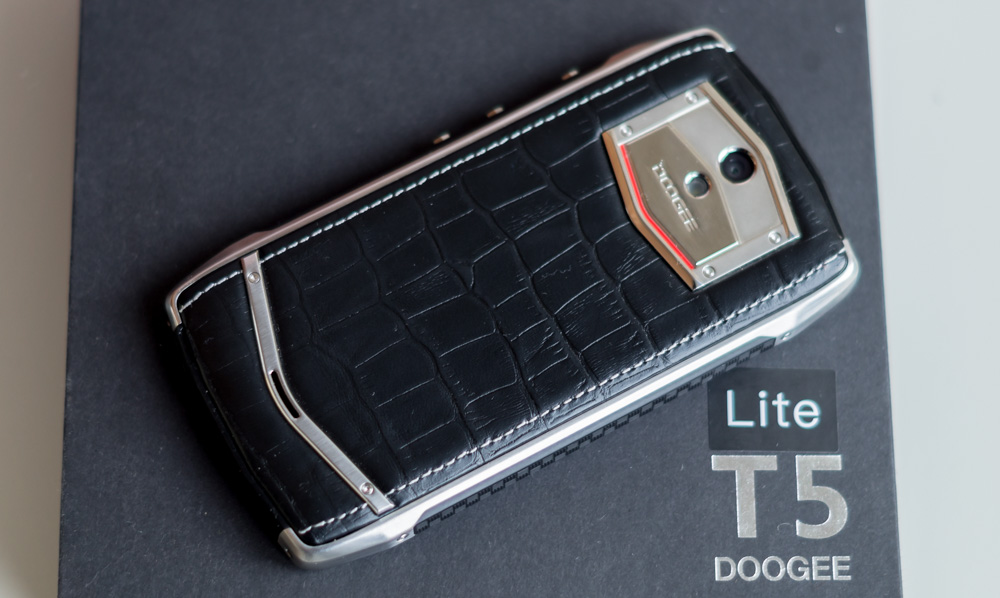 Doogee T5 ライト