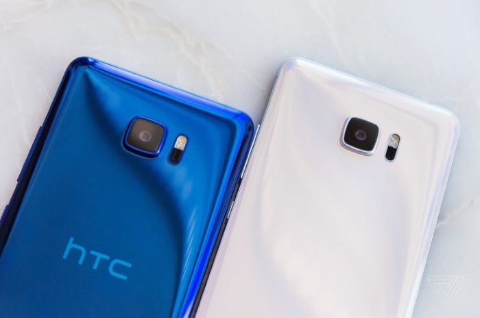 HTC U Ultra 4