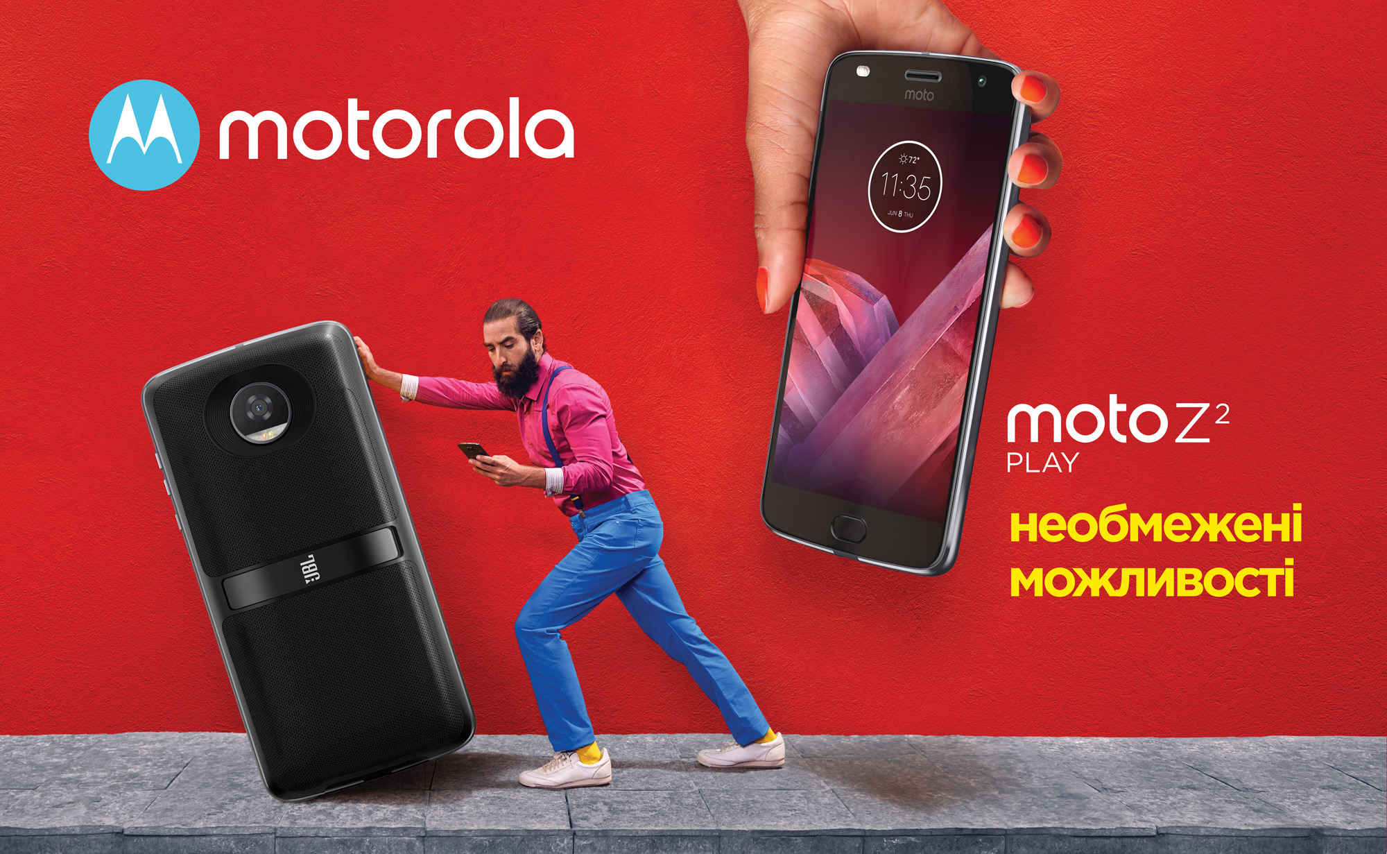 Motorola экинчи муундагы Moto Z Play жана жаңы Moto Mods сунуштады