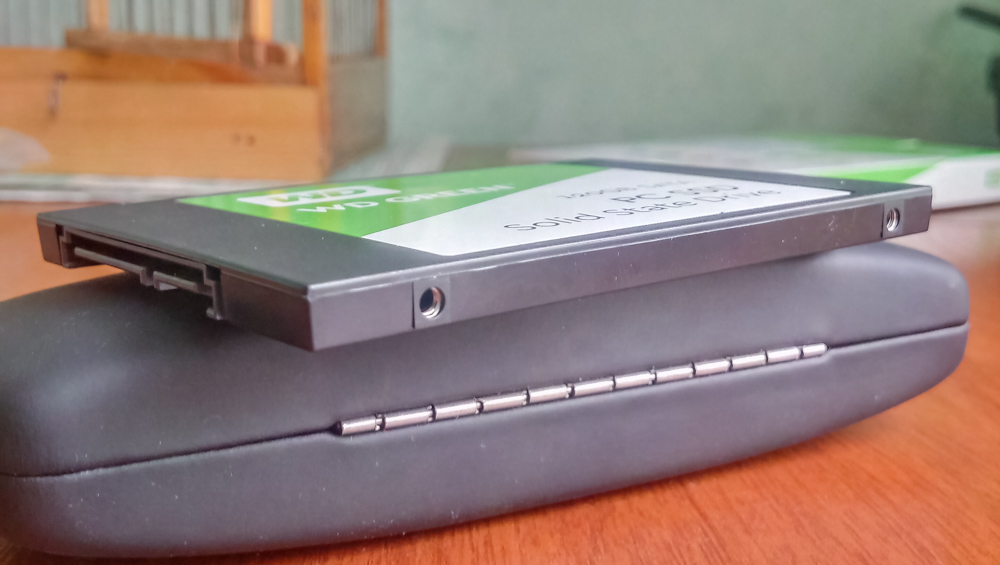WD SSD зелено