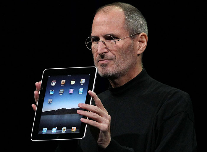 iPad семь лет. Что можно делать с первым планшетом Apple в 2017 году?