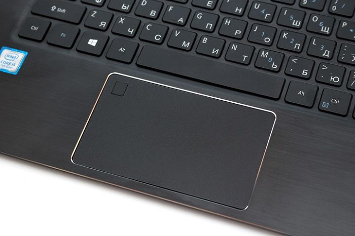 Ultrabook arvostelu Acer Swift 5: kevyt, ohut, melkein täydellinen