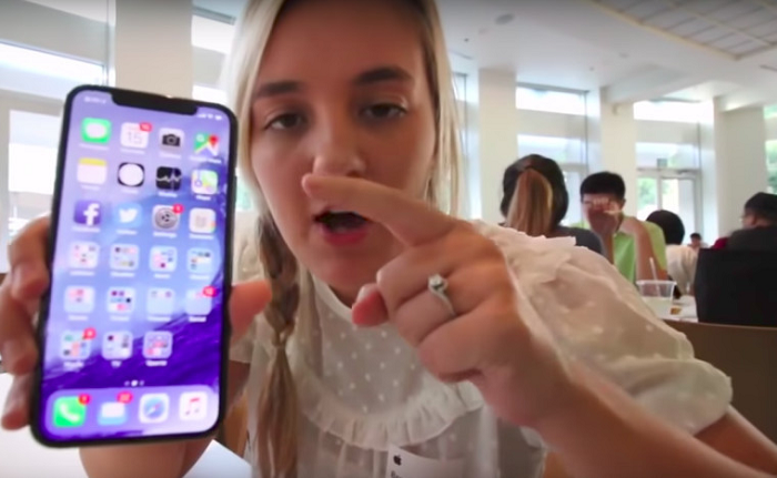 Инженер Apple уволен после того, как его дочь показала миру iPhone X