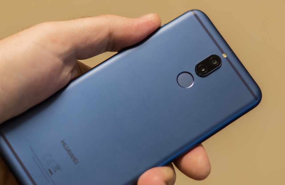 مرور Huawei Mate 10 Lite - با نام مستعار Nova 2i، Maimang 6، Honor 9i