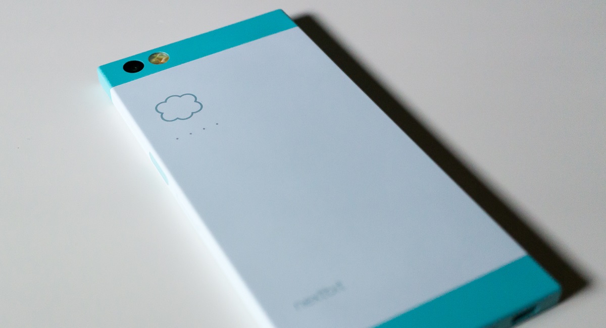 Next bit. Nextbit Robin 2. Nextbit Robin smartphone. Телефон Робин Некст бит. Next bot texture.