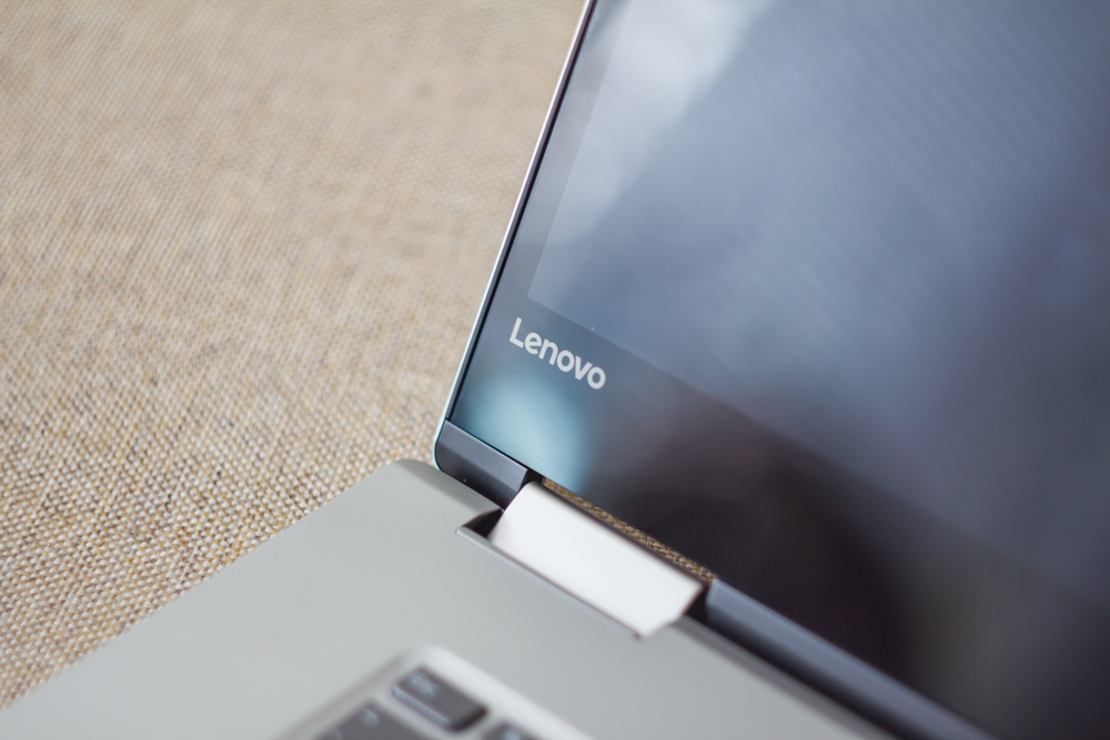 Lenovo Yoga 720-15