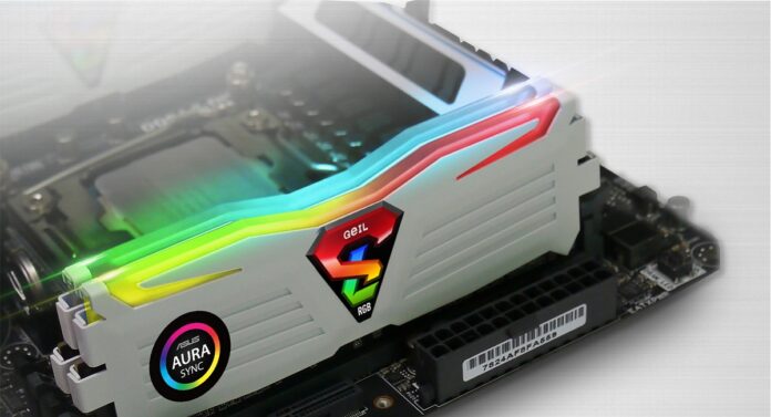 GeIL Super Luce RGB Sync