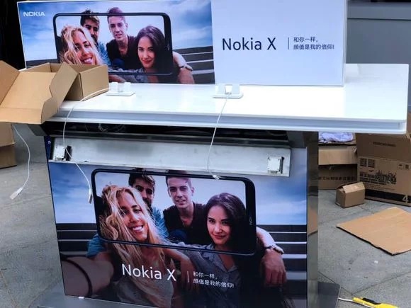 Nokia X, X6