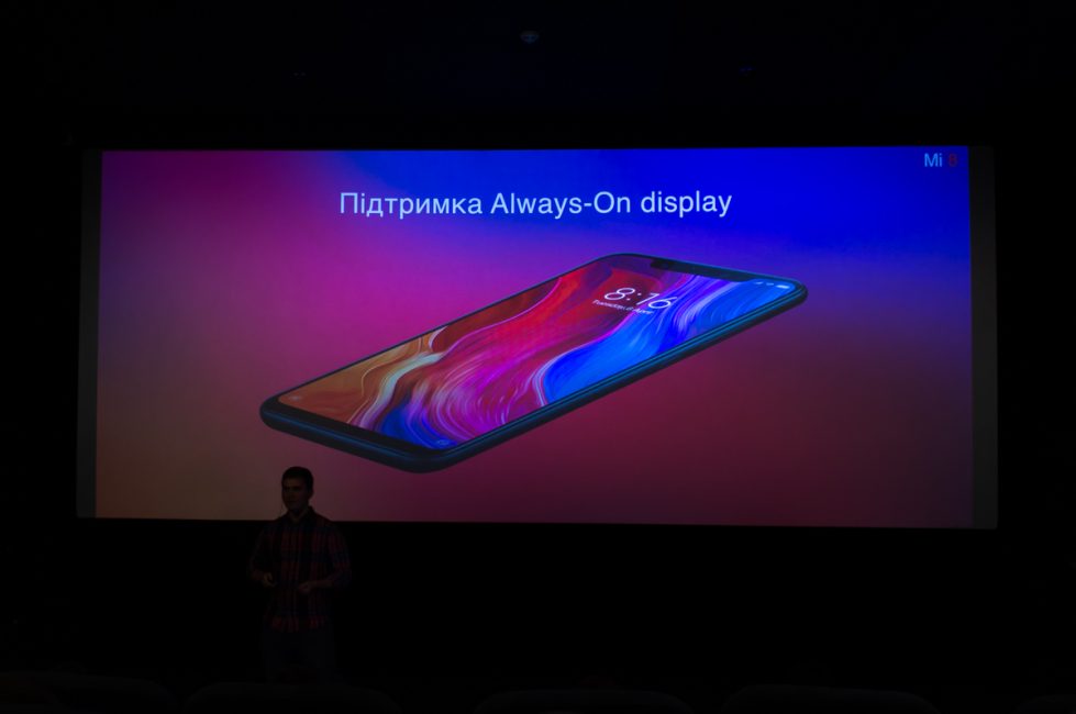 Xiaomi „Mi A2“ ir „Mi A2 Lite Ukraine 477“.