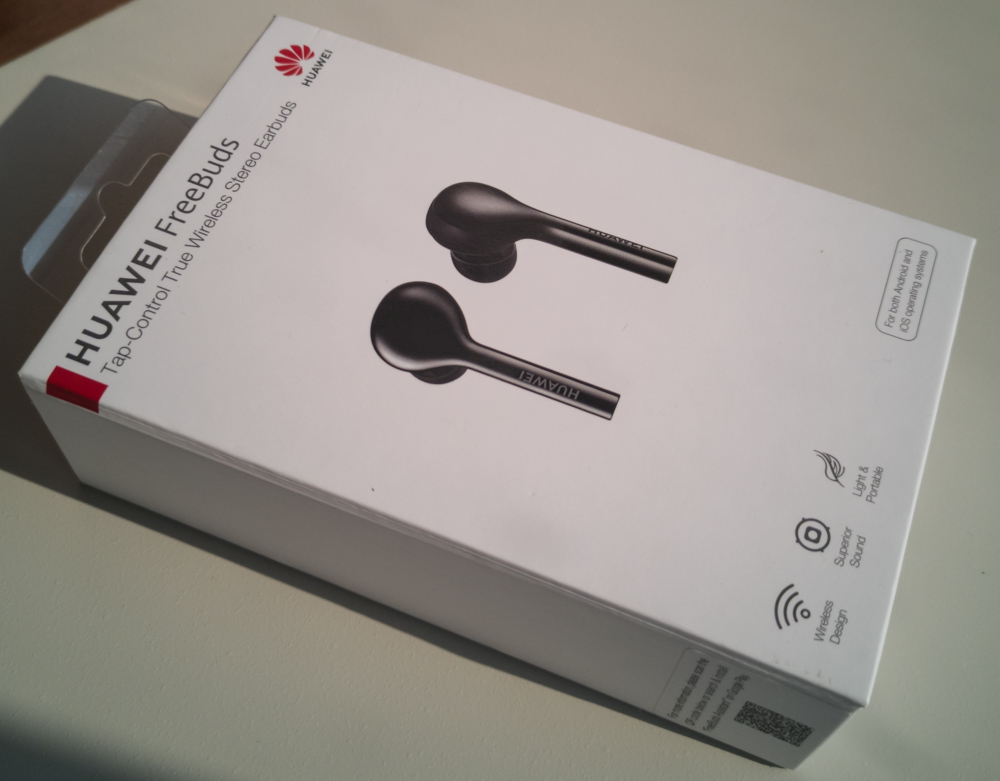 Huawei freebuds se. Huawei freebuds 4i коробка. Наушники Huawei freebuds 2 коробка. Хуавей фри Батс Лайт. Наушники Хуавей 3 freebuds коробка.