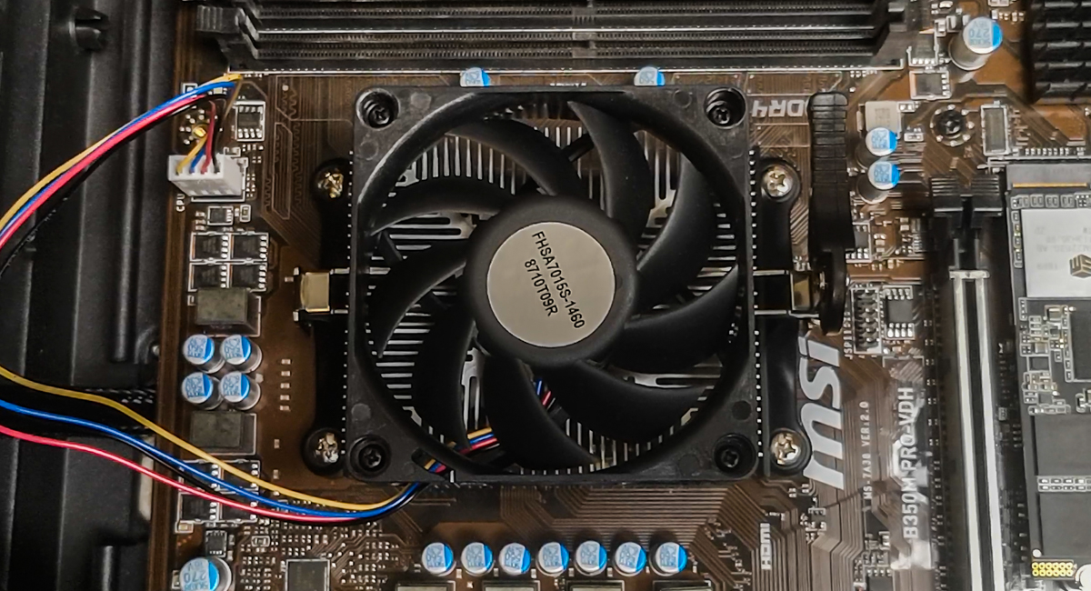 AMD アスロン 200GE