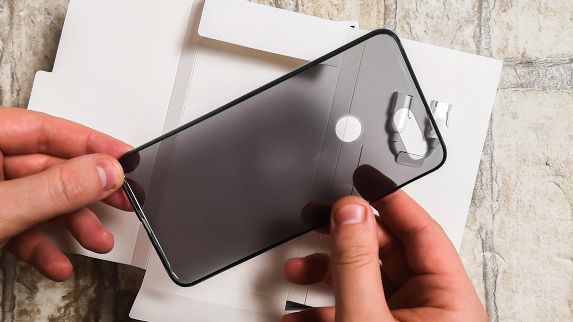 Smartphone anmeldelse Xiaomi Mi 8 Lite. Dem selv med et gradientoverskæg!