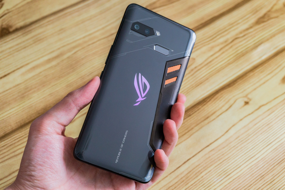 Телефон rog phone 7. ASUS ROG Phone 5 Pro Ultimate. ASUS ROG Phone 5 Ultimate. ASUS ROG 5 телефон. ASUS ROG Phone 5 Ultimate купить.