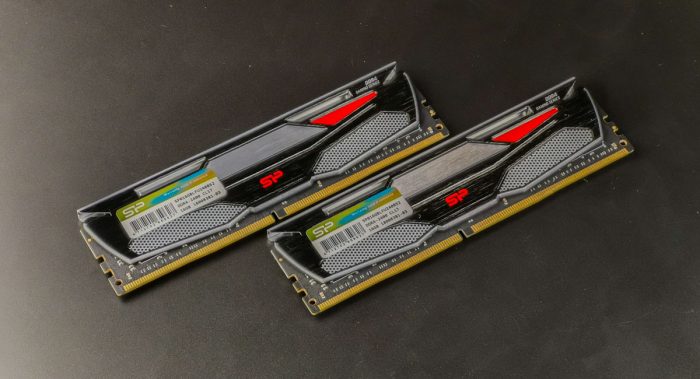 Silikon Gücü 2x16 GB 2400 MHz