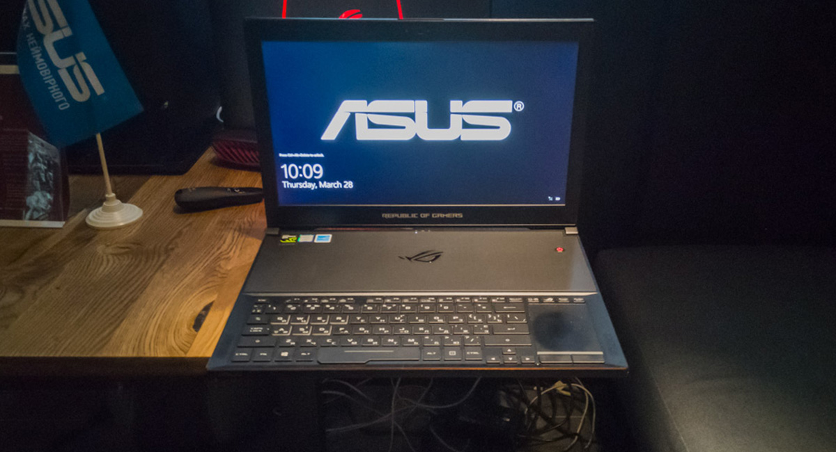 ASUS Zephyros S