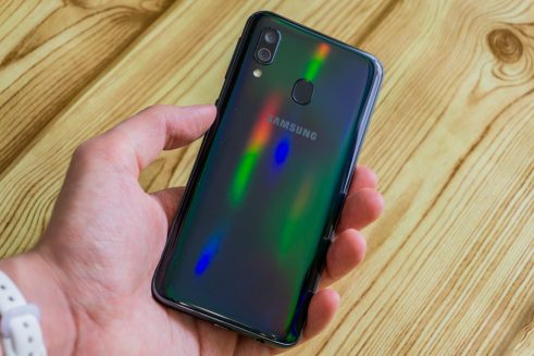 Resultado de imagem para Galaxy A40