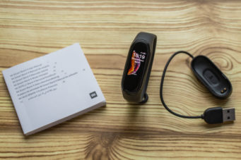 mi smart band 4 model xmsh07hm