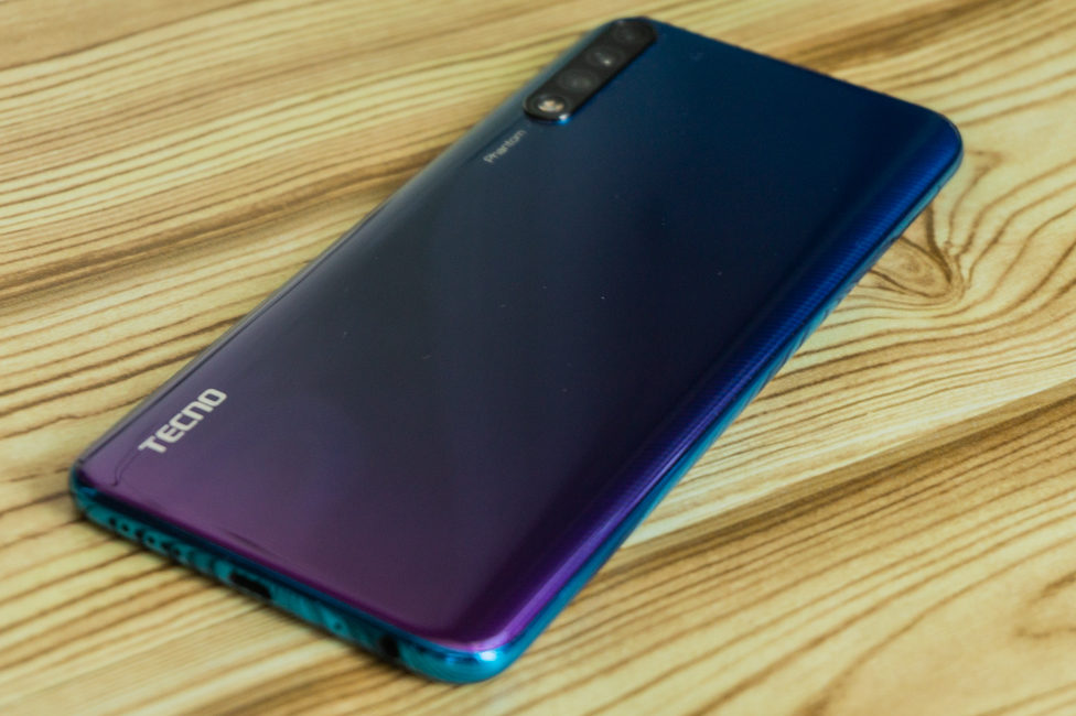 Tecno Phantom 9 програм