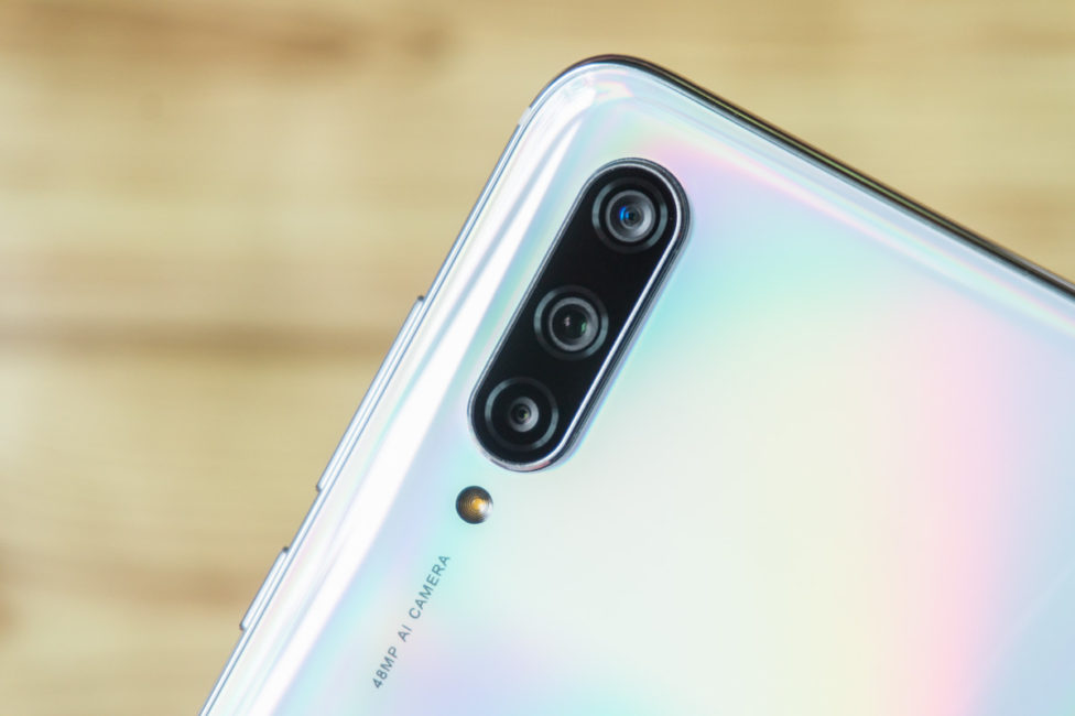 Xiaomi Mi 9 энгийн хувилбар