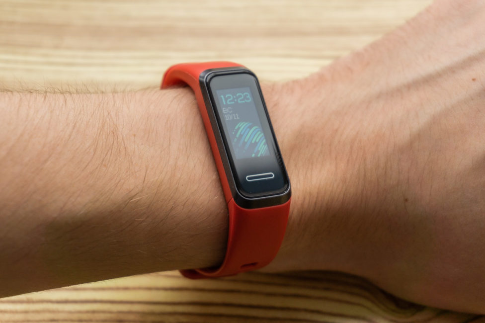 Huawei Band 4 fitness tracker review - Root Nation