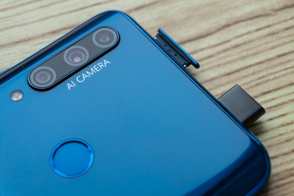 huawei honor pop up camera