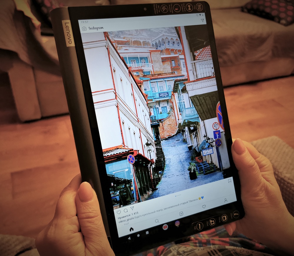 Temperate butter saint Lenovo Yoga Smart Tab Review: Tablet With Smart Display