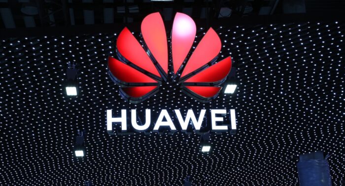 Как убрать новости в huawei браузере