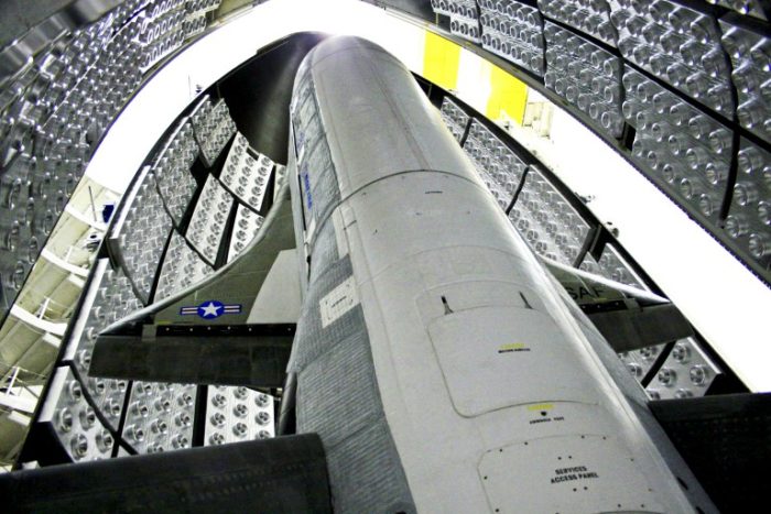 ULA bắt đầu lắp ráp tên lửa cho lần phóng máy bay vũ trụ tiếp theo của Mỹ