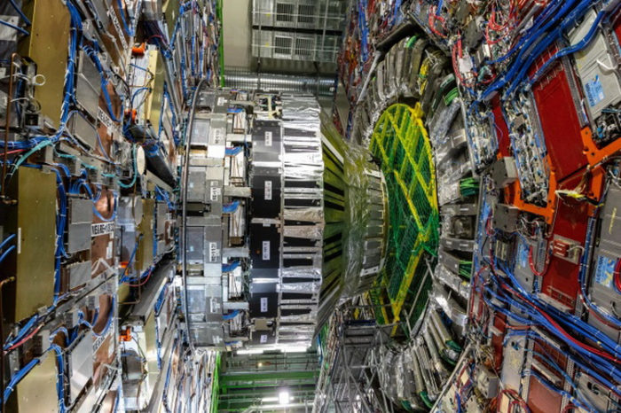 CERN схвалила проект будівництва 100-кілометрового коллайдера