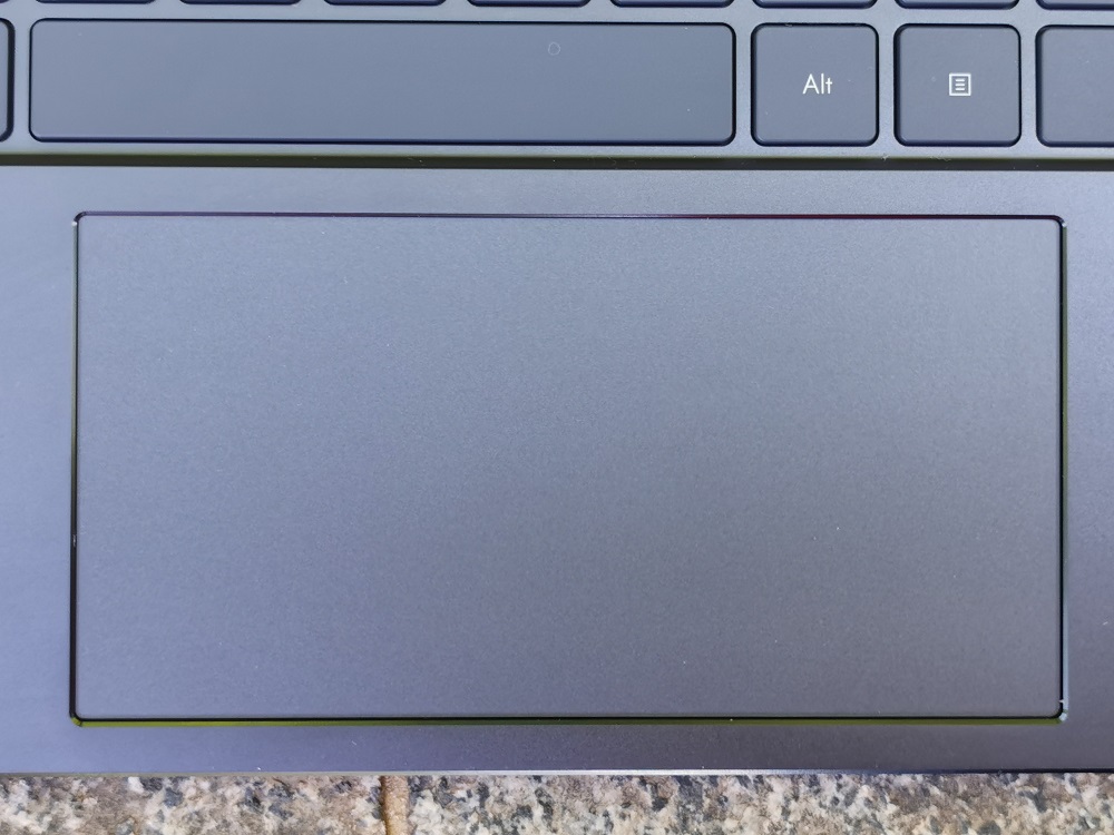 ASUS ZenBook 13 (UX325)