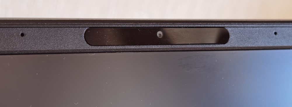ASUS ZenBook 13（UX325）