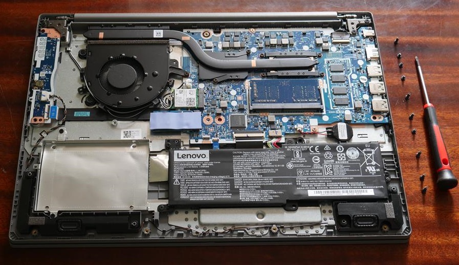 Lenovo ideapad 3i