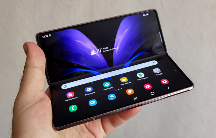 Samsung Galaxy Z Fold2 review. Not a Concept Anymore - Root-Nation.com