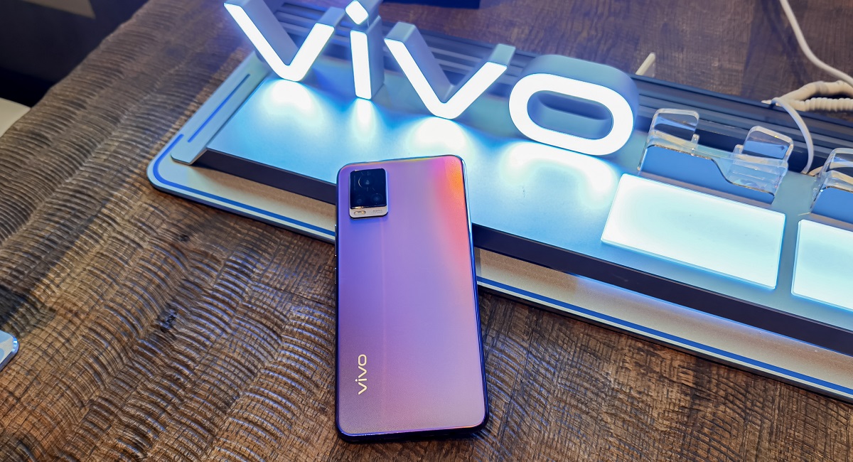 vivo V20 та vivo V20 SE