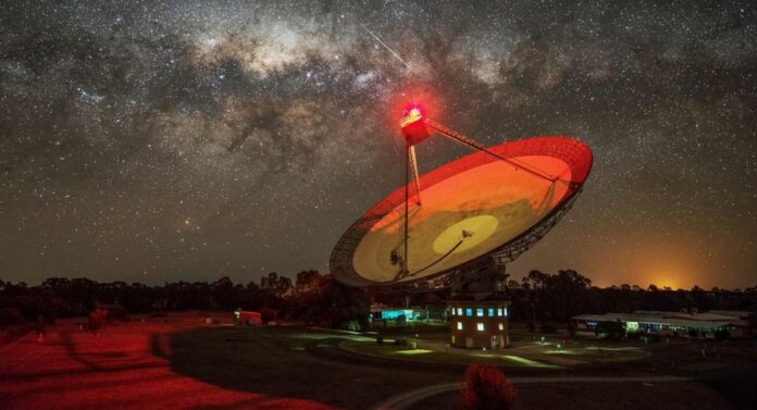 night parkes radio telescope